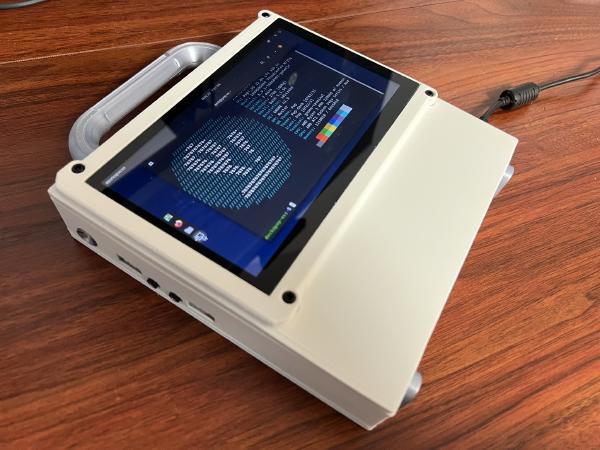 Lenovo ThinkCentre M715q Case Mod